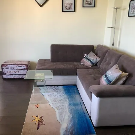 Spacious Seaview Apartments, 100m To The * ゴールデンサンド