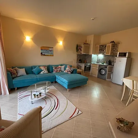 Spacious Seaview Apartments, 100m To The *