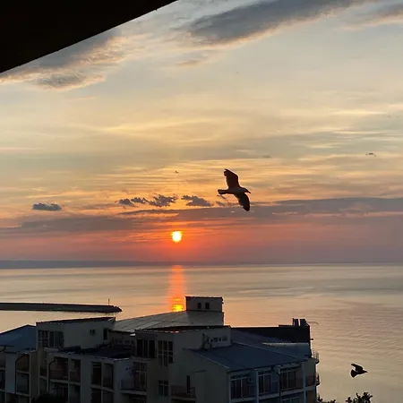 Spacious Seaview Apartments, 100m To The Apartament Złote Piaski